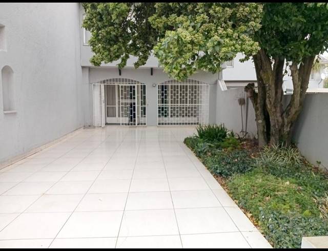4 BEDROOM TOWNHOUSE FOR SALE IN THREE RIVERS